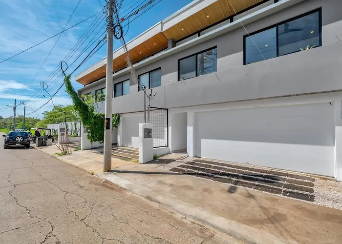 Ferienhaus 4br Retreat W Saltwater Pool Walk To And Town Tamarindo